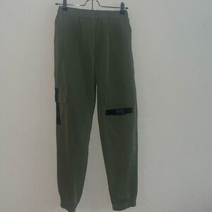 NWOT Army utility cargo jogger pants